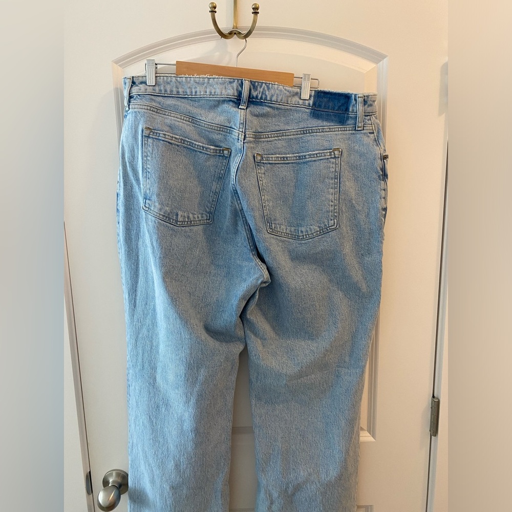 A&F 90s Relaxed High Rise - Picture 3 of 3